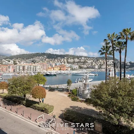 Apart Overlooking The Port Of Holiday home *