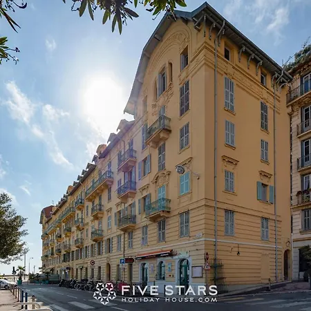 Holiday home Apart Overlooking The Port Of Nice