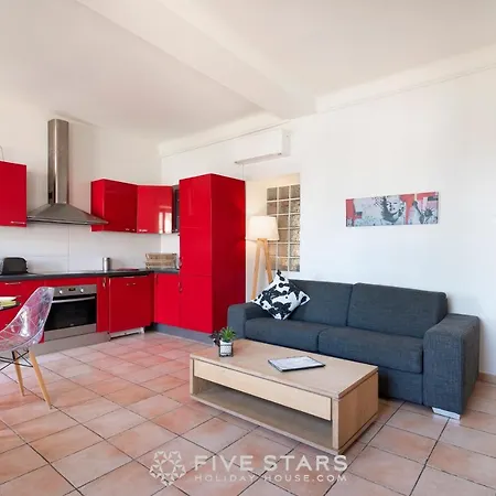 Apart Overlooking The Port Of Vakantiehuis Nice