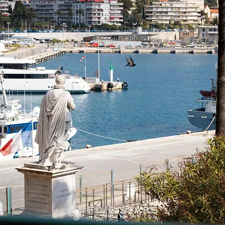 Apart Overlooking The Port Of Vakantiehuis